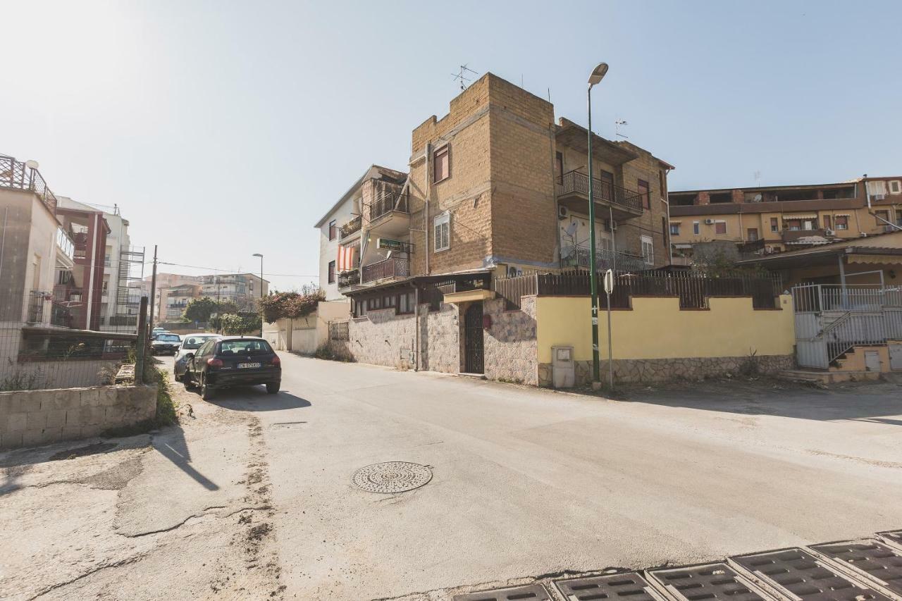 Leon D'Oro - Villetta Turistica سان ليون المظهر الخارجي الصورة
